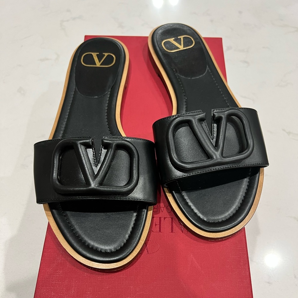 AUTHENTIC Valentino Garavani V Logo Leather Slides